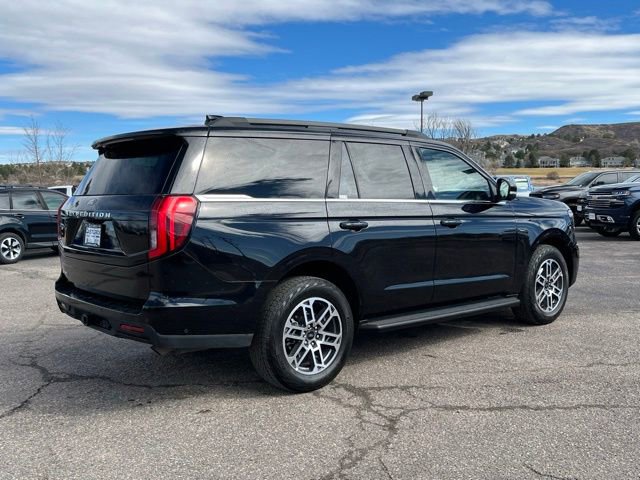 Used 2025 Ford Expedition Active image 5