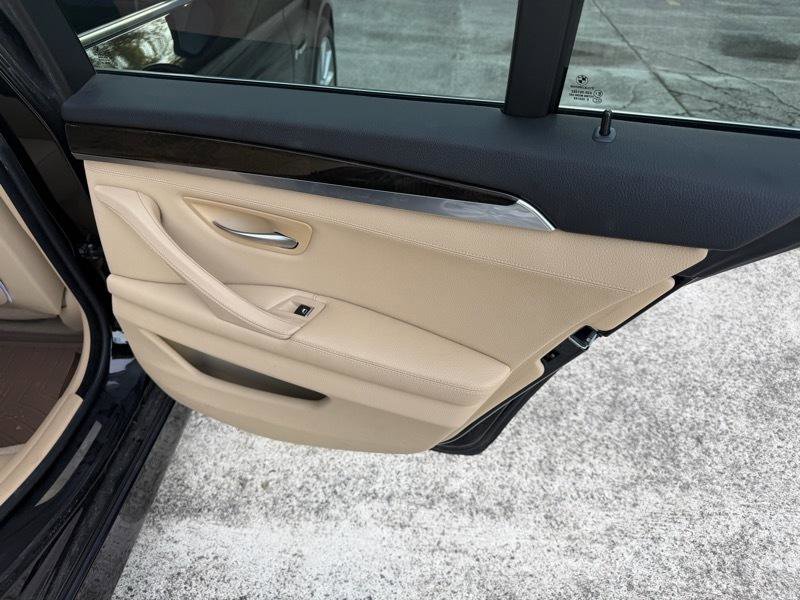 Used 2013 BMW 528i xDrive Sedan AWD/4WD image 24