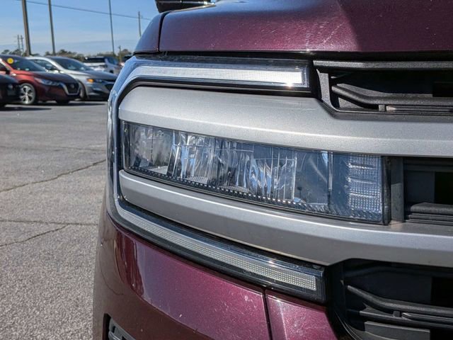 Used 2024 Ford Expedition Max XLT image 9