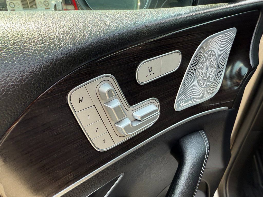 Used 2020 Mercedes-Benz GLE 350 4MATIC image 13