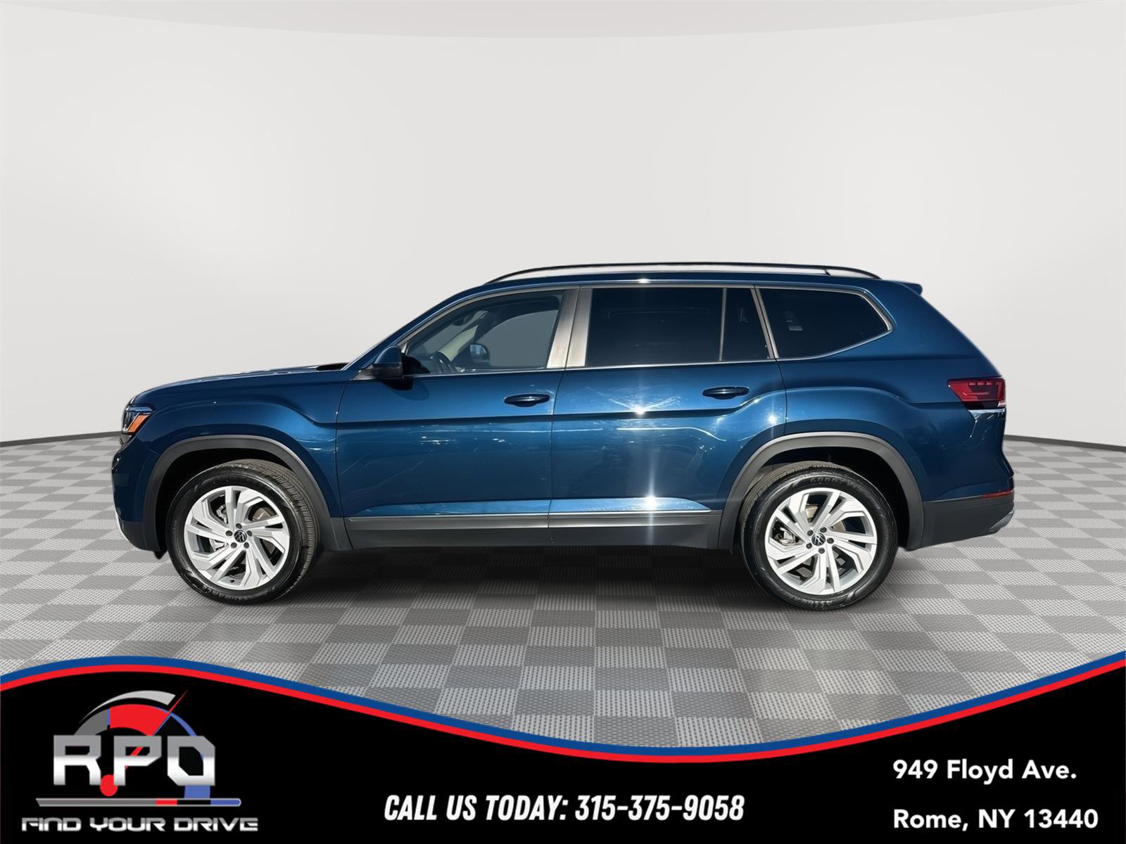 Used 2022 Volkswagen Atlas SE image 2
