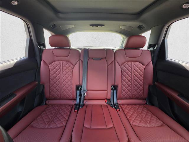 New 2026 Audi SQ7 Premium Plus AWD/4WD image 16