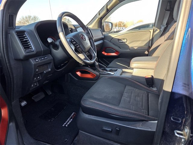 Used 2022 Nissan Frontier PRO-4X w/ Technology Package image 5