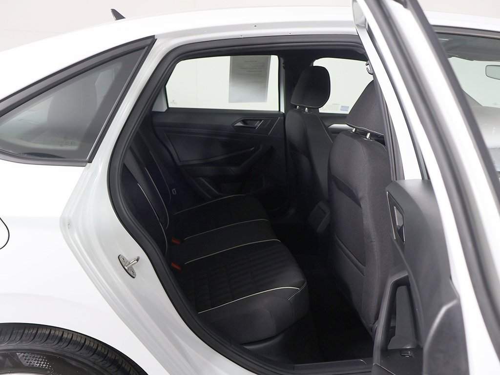 Used 2024 Volkswagen Jetta Sport image 28