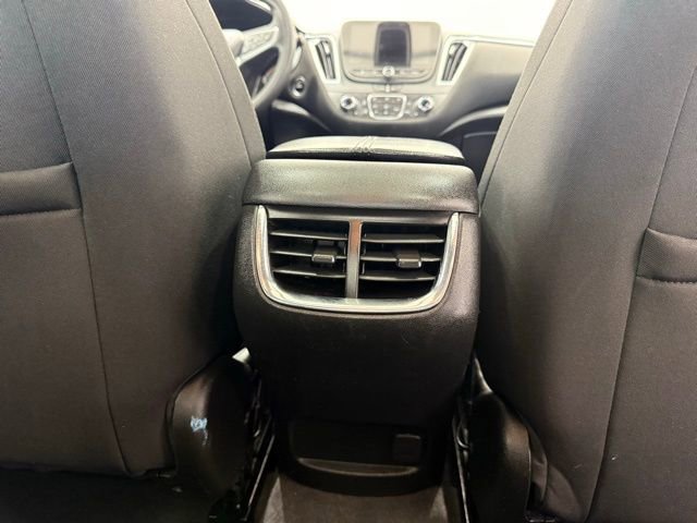 Used 2021 Chevrolet Malibu LT image 26