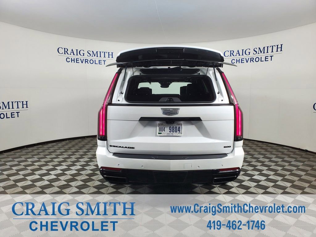 Used 2025 Cadillac Escalade Sport Platinum w/ LPO, ONYX Package image 18