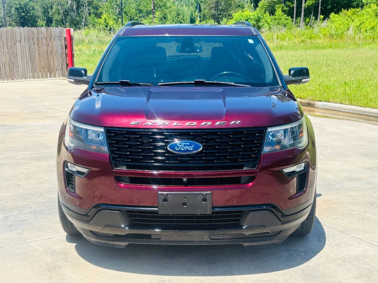 Used 2018 Ford Explorer Sport w/ Equipment Group 401A image 2