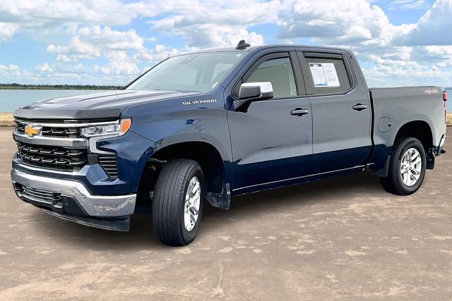 Used 2023 Chevrolet Silverado 1500 LT image 3
