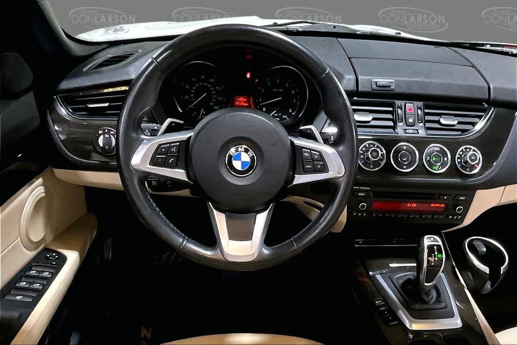 Used 2016 BMW Z4 sDrive28i RWD image 16