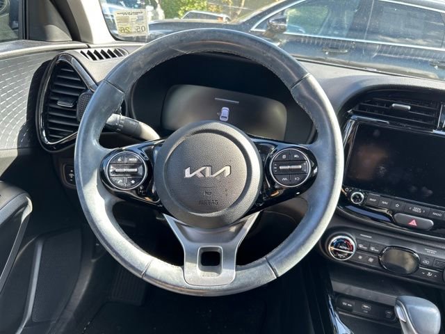 Used 2023 Kia Soul EX image 19