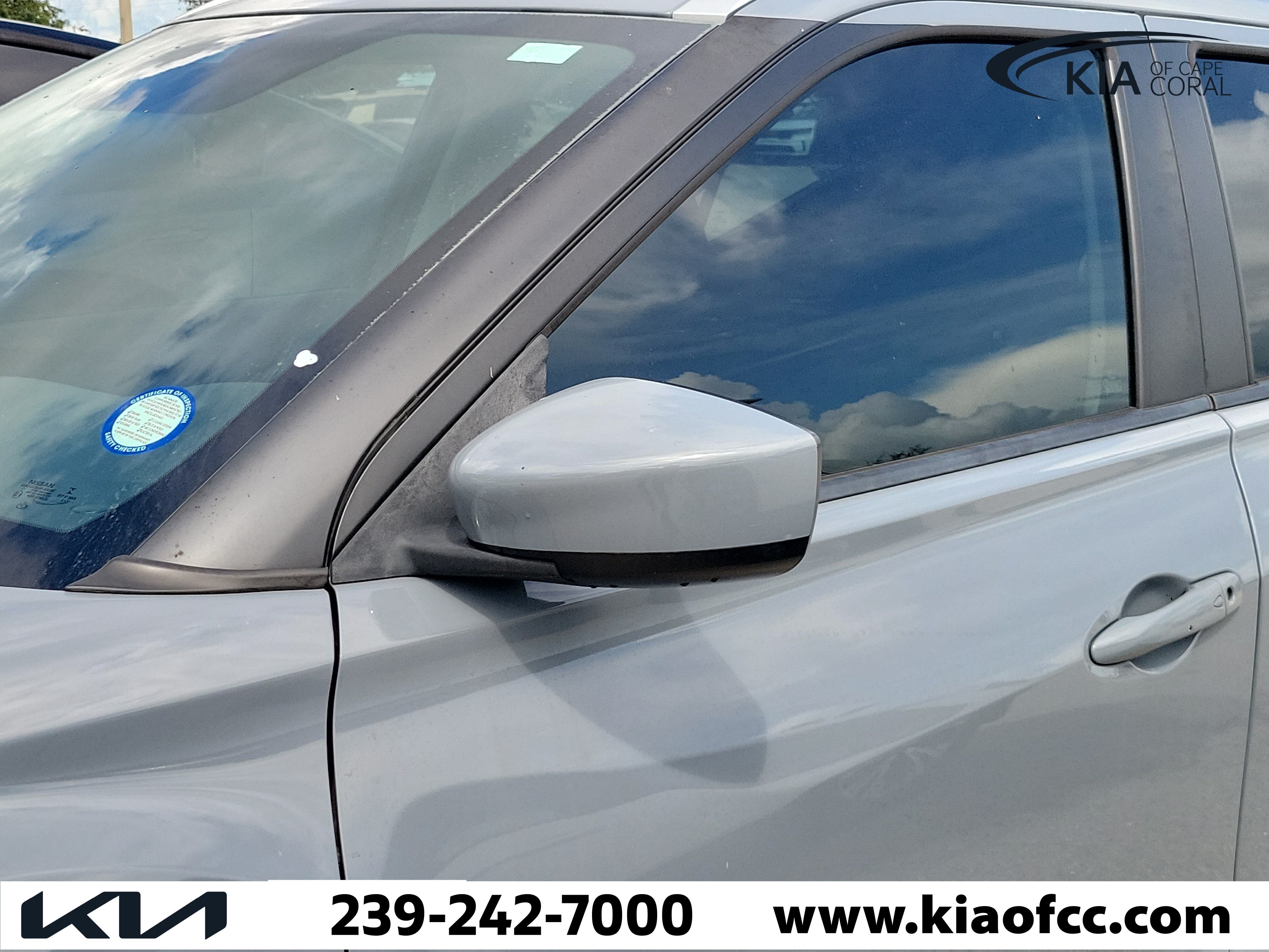 Used 2021 Nissan Kicks SV w/ Interior Electronics Package FWD image 6