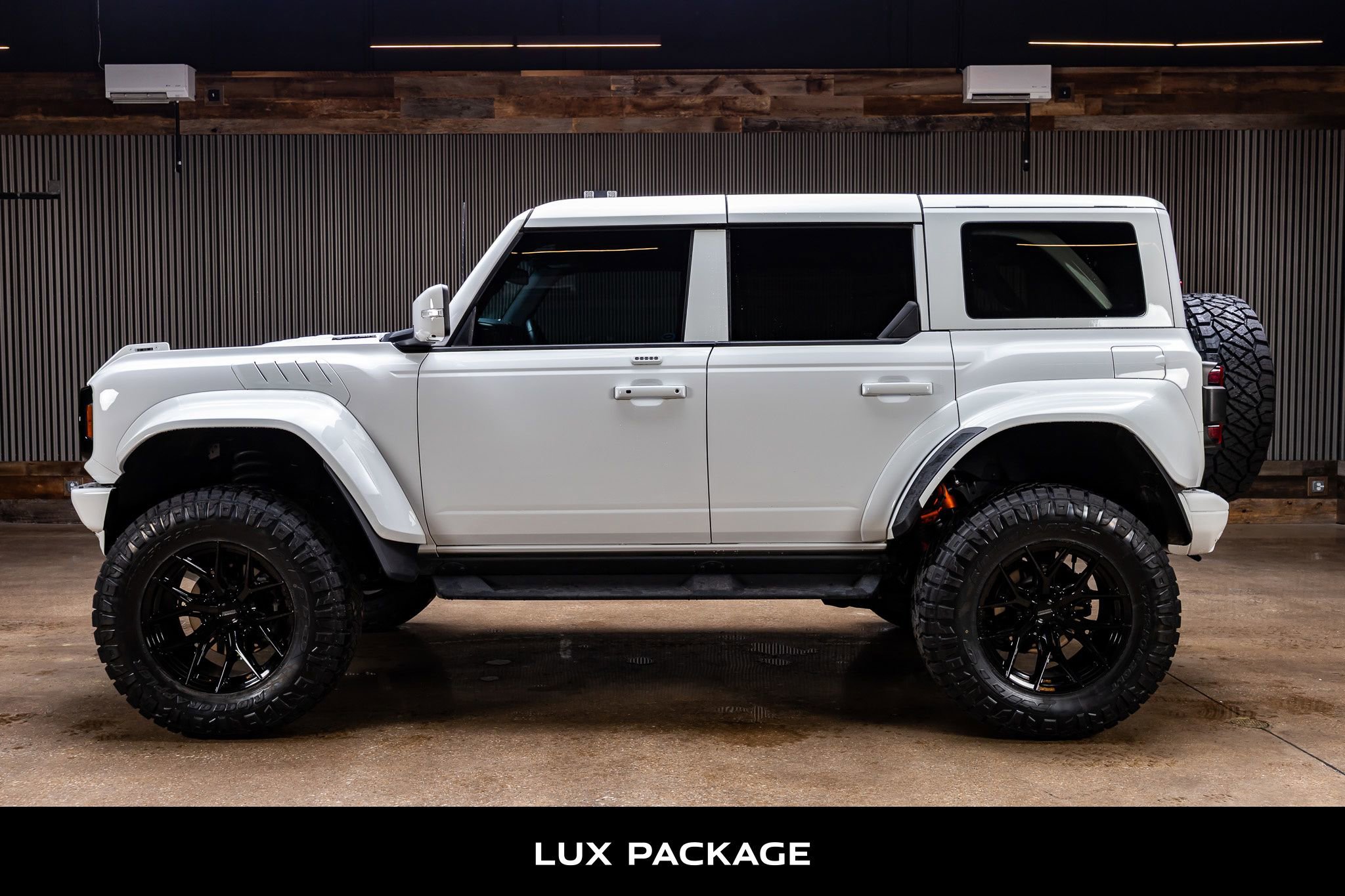 Used 2023 Ford Bronco Raptor AWD/4WD image 6