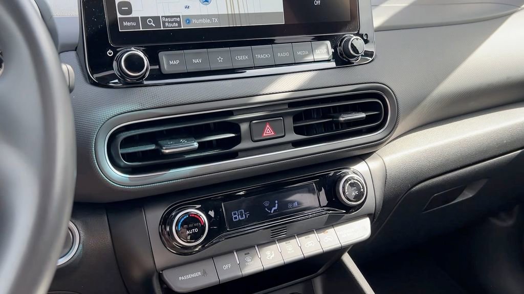 Used 2023 Hyundai Kona SEL w/ Convenience Package image 30