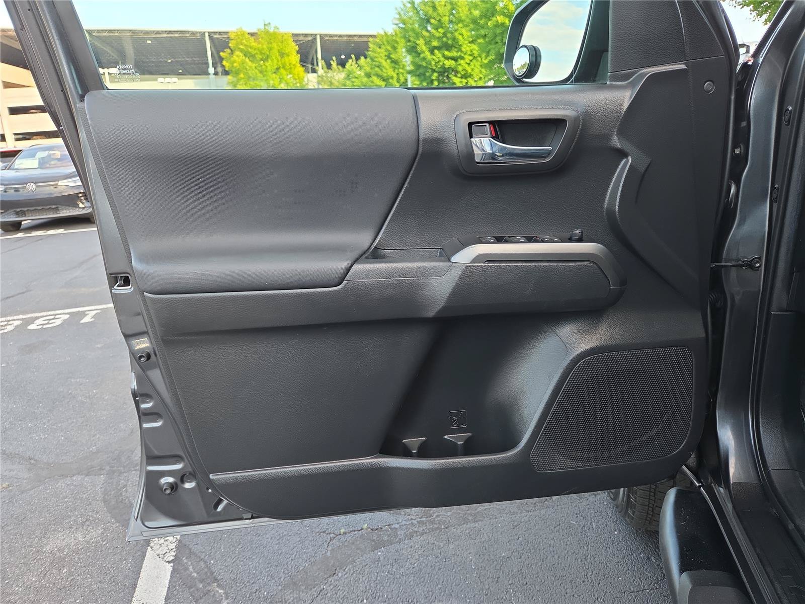 Used 2023 Toyota Tacoma TRD Sport AWD/4WD image 13