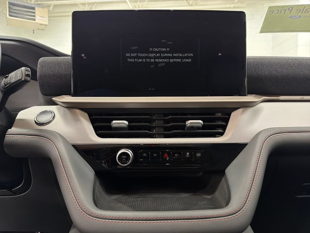 New 2026 Ford Explorer Active RWD image 21
