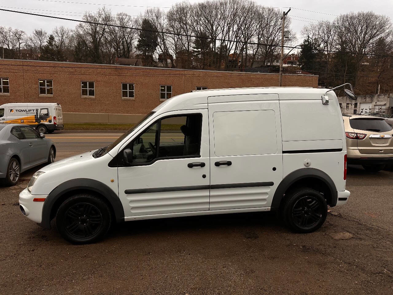 Used 2012 Ford Transit Connect XLT image 5