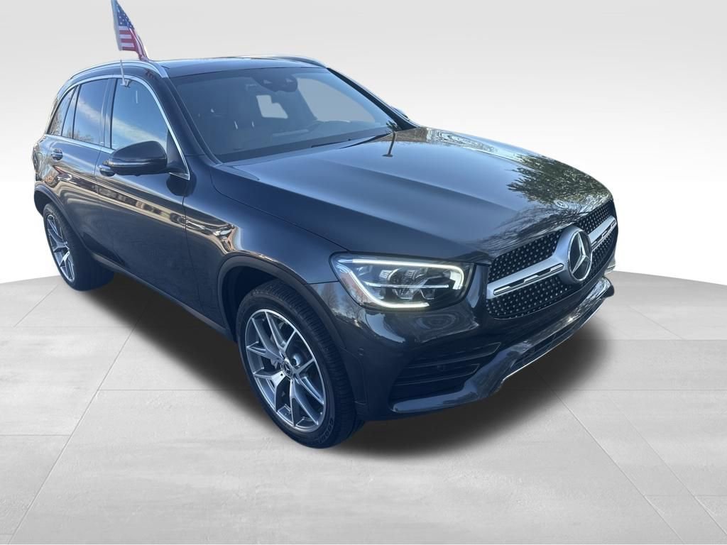 Used 2021 Mercedes-Benz GLC 300 4MATIC w/ AMG Line image 35