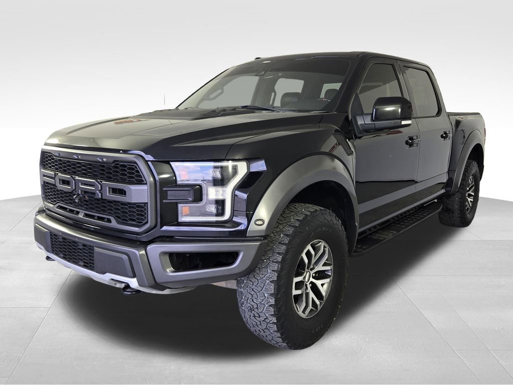 Used 2017 Ford F150 Raptor w/ Equipment Group 802A Luxury AWD/4WD image 3