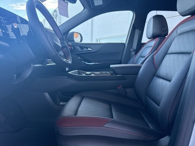 New 2026 Chevrolet Equinox RS w/ Convenience Package III AWD/4WD image 13