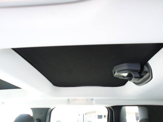 Used 2018 Jeep Renegade Latitude image 35