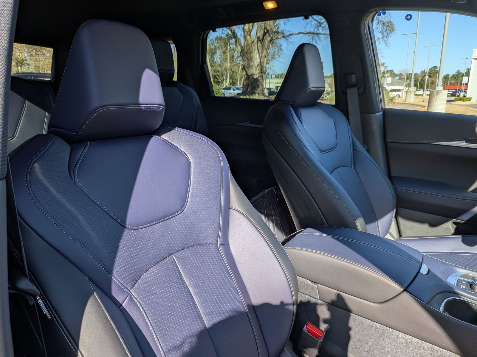 New 2026 INFINITI QX60 Sport w/ Dark Cargo Package AWD/4WD image 38