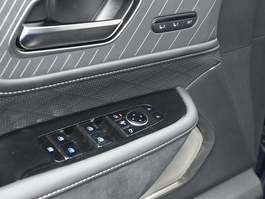 New 2026 INFINITI QX80 Autograph image 18