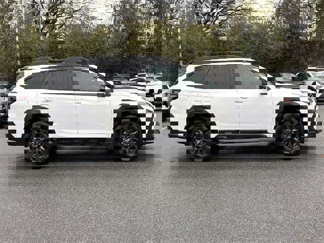 Used 2025 Subaru Outback Onyx Edition w/ Popular Package #2 image 2