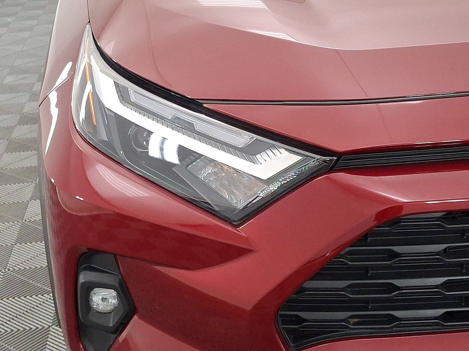 Certified 2023 Toyota RAV4 XLE Premium AWD/4WD image 20