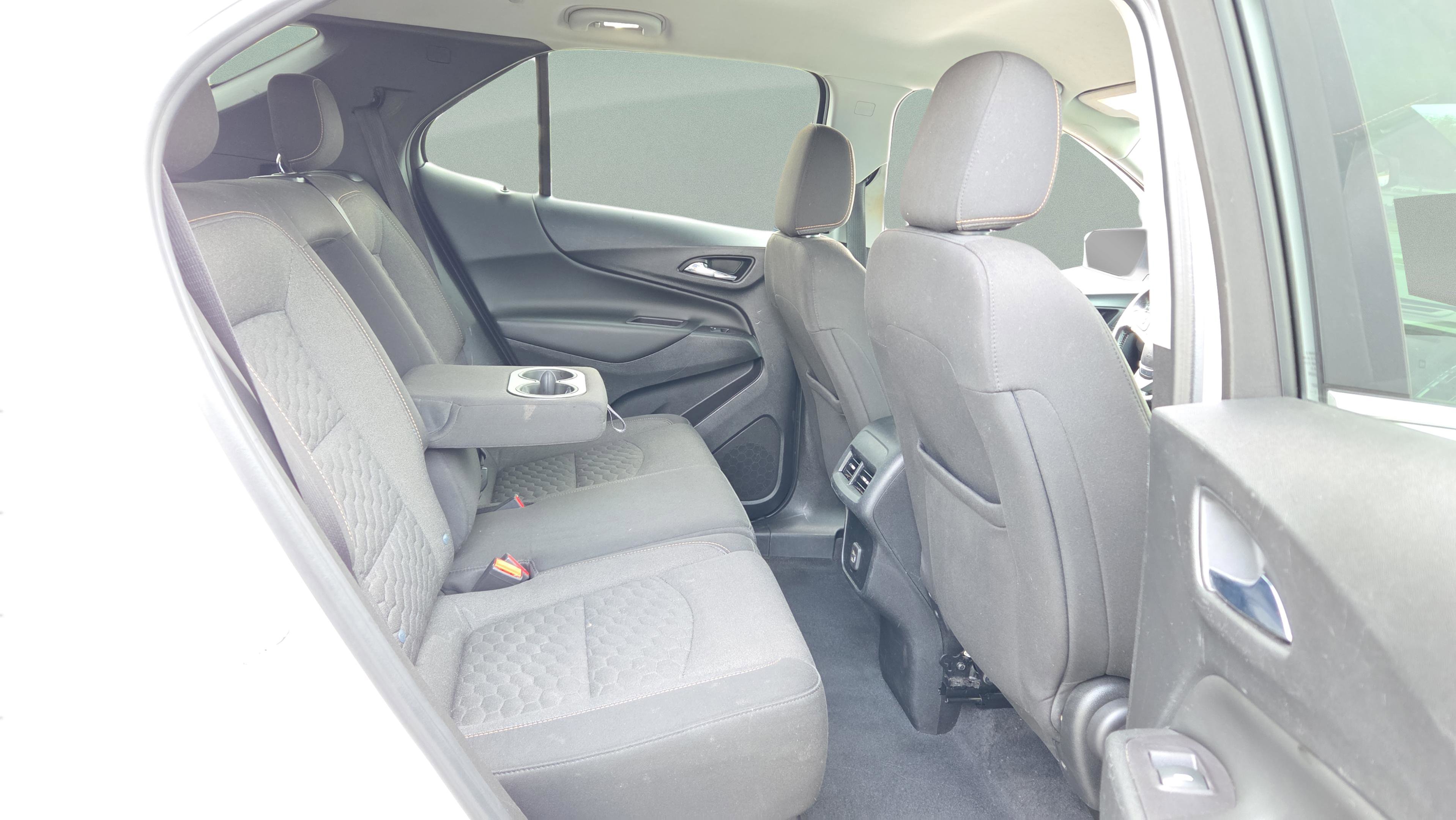 Used 2020 Chevrolet Equinox LT image 18