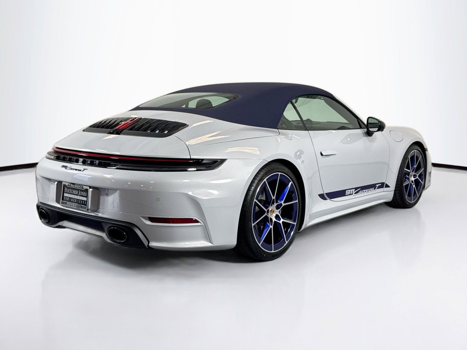 Used 2026 Porsche 911 Carrera RWD image 9