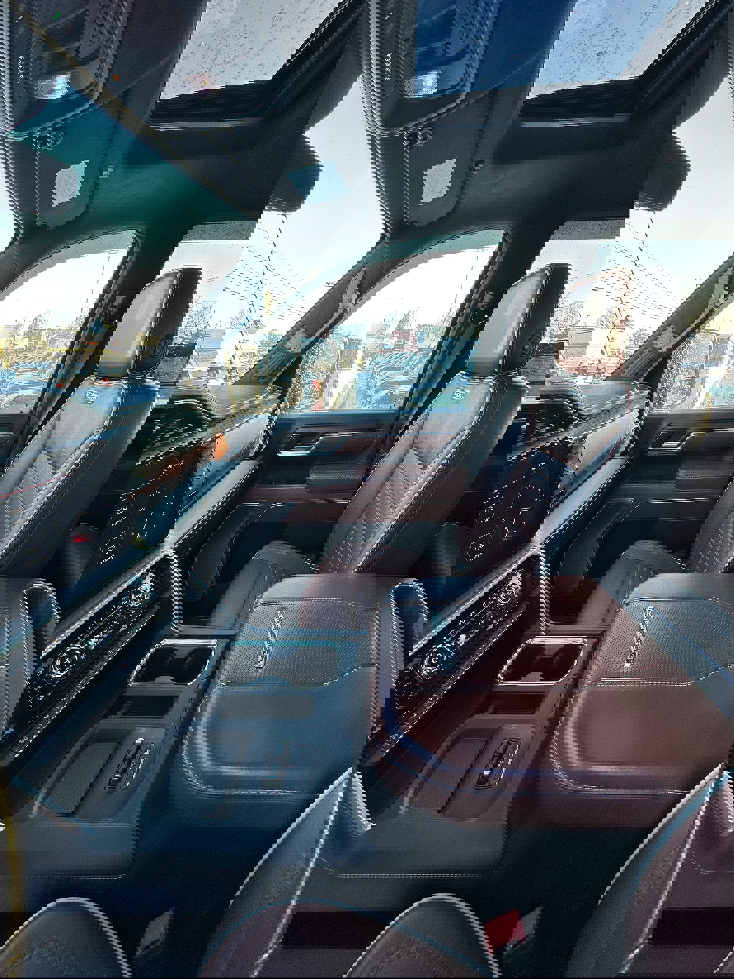 Used 2024 GMC Sierra 2500 Denali Ultimate image 17