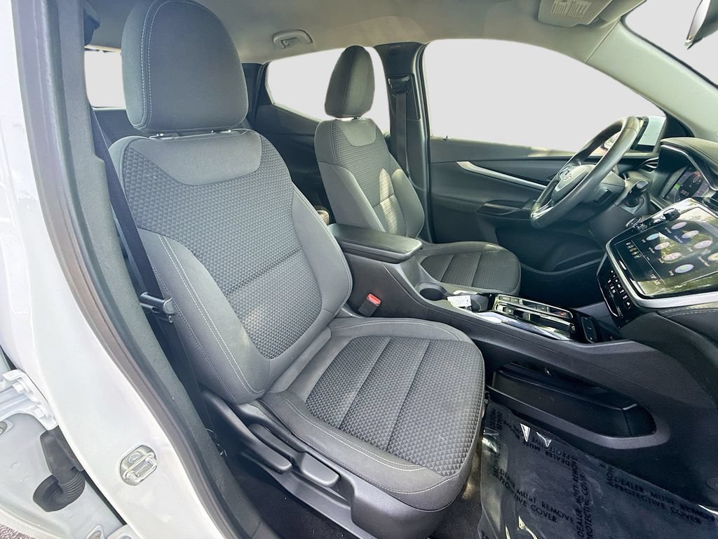 Used 2022 Chevrolet Bolt EUV LT FWD image 26