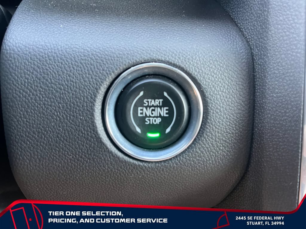 Used 2026 GMC Acadia Elevation w/ Elevation Premium Package FWD image 22