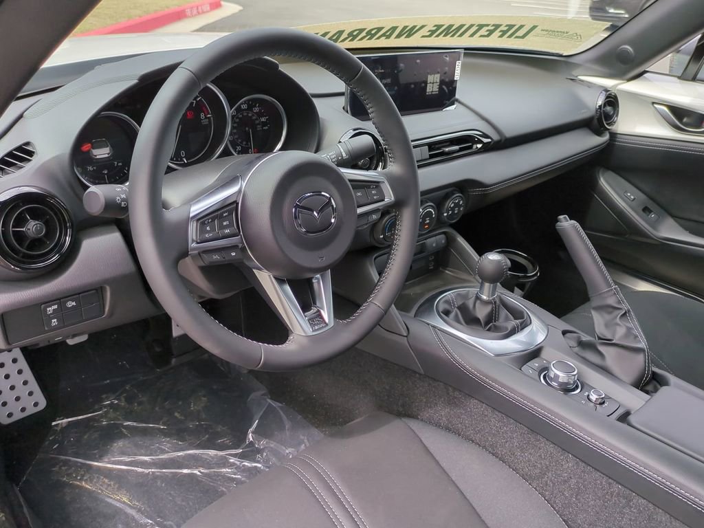New 2026 MAZDA MX-5 Miata Club w/ Interior Package RWD image 14
