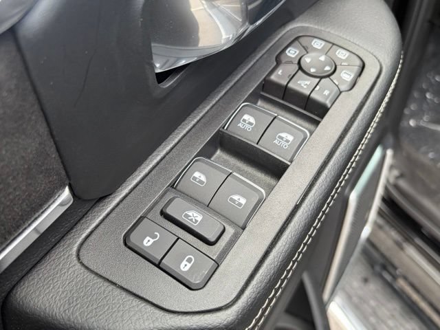New 2026 RAM 2500 Laramie w/ Towing Technology Group AWD/4WD image 12