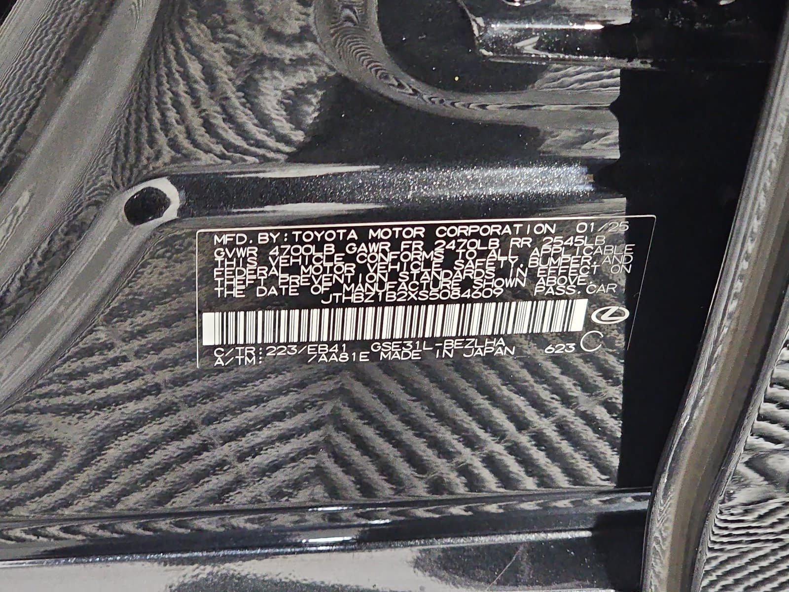 Used 2025 Lexus IS 350 F Sport w/ Accessory Package 2 RWD image 32