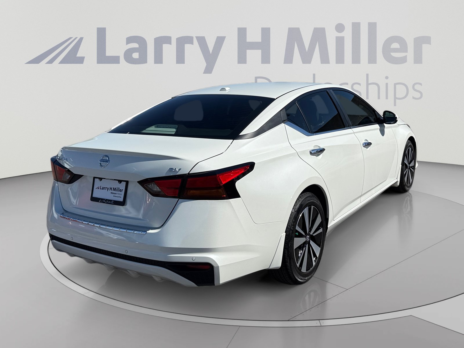 Used 2022 Nissan Altima 2.5 SV FWD image 5