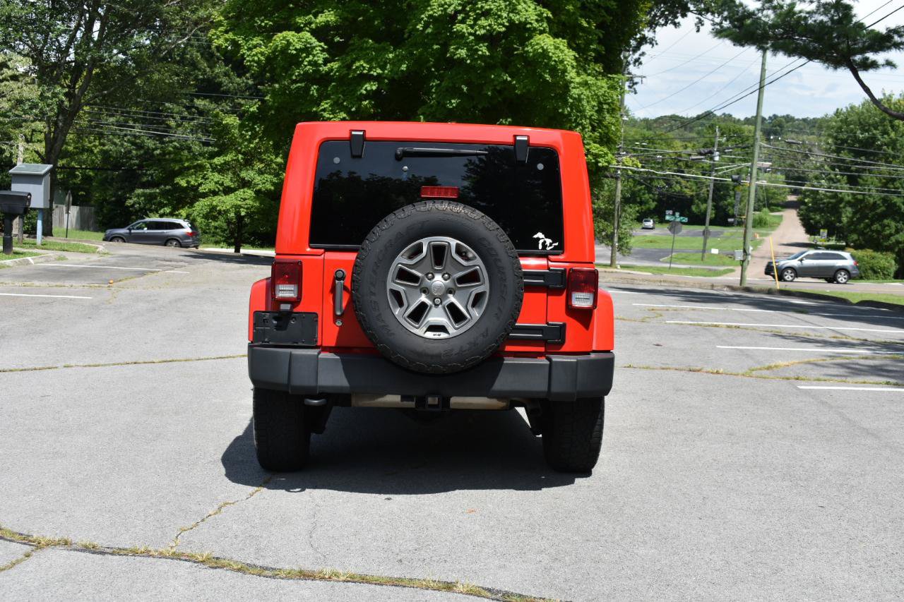 Used 2014 Jeep Wrangler Unlimited Rubicon w/ Connectivity Group AWD/4WD image 6