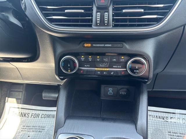 Used 2022 Ford Escape SEL w/ SEL Stealth AWD Package image 18