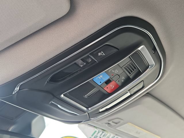 Used 2023 Jeep Grand Cherokee L Laredo RWD image 31
