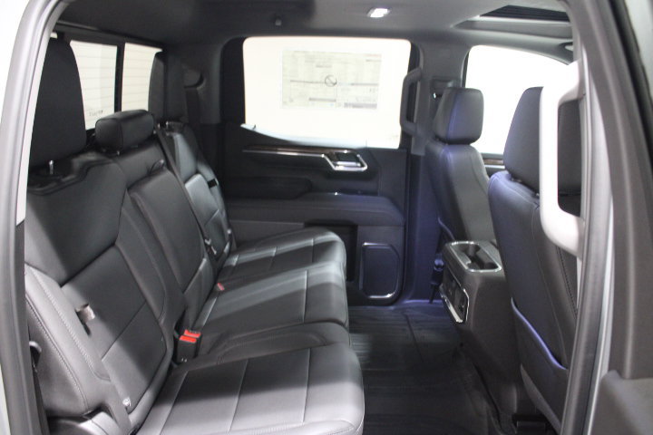 New 2026 GMC Sierra 1500 Elevation w/ Elevation Premium Package AWD/4WD image 31