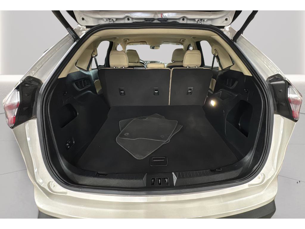 Used 2019 Ford Edge SEL w/ Equipment Group 201A image 26