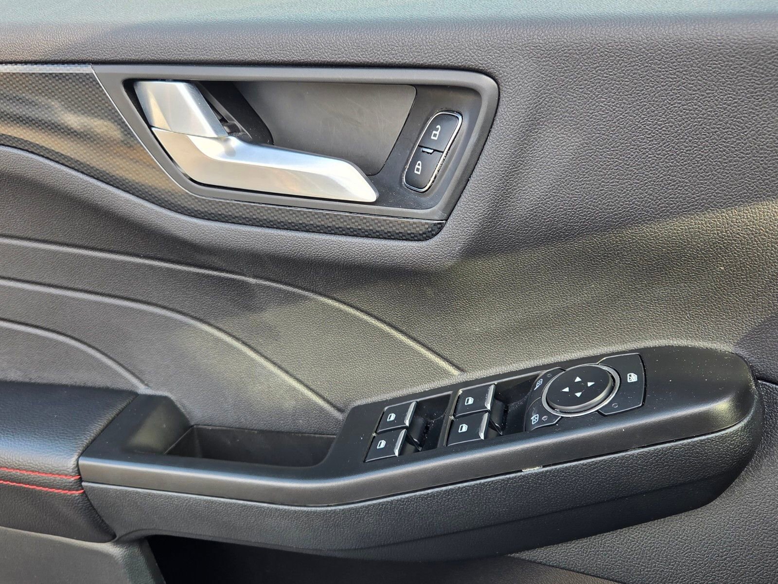 Used 2026 Ford Escape ST-Line FWD image 29
