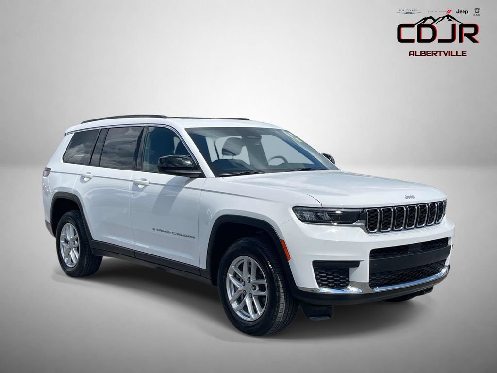 Used 2025 Jeep Grand Cherokee L Laredo w/ Luxury Tech Group I AWD/4WD image 1