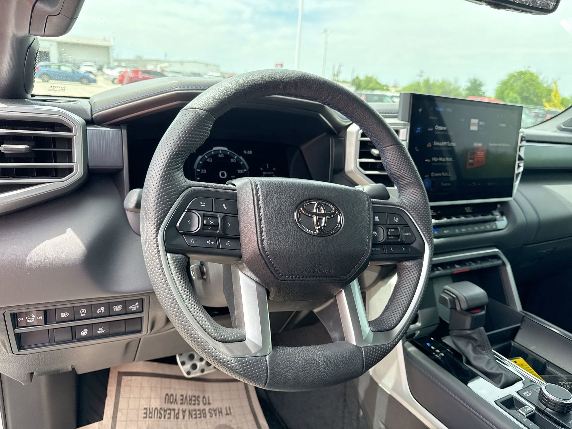 Used 2025 Toyota Tundra Platinum w/ TRD Off-Road Package AWD/4WD image 11