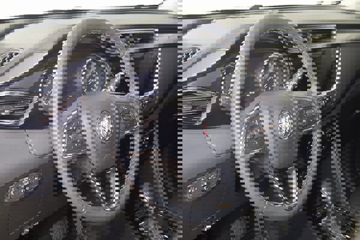 Used 2023 Buick Encore GX Preferred w/ Cold Weather Comfort Package image 6