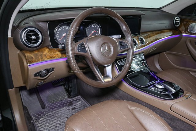 Used 2017 Mercedes-Benz E 300 4MATIC image 21