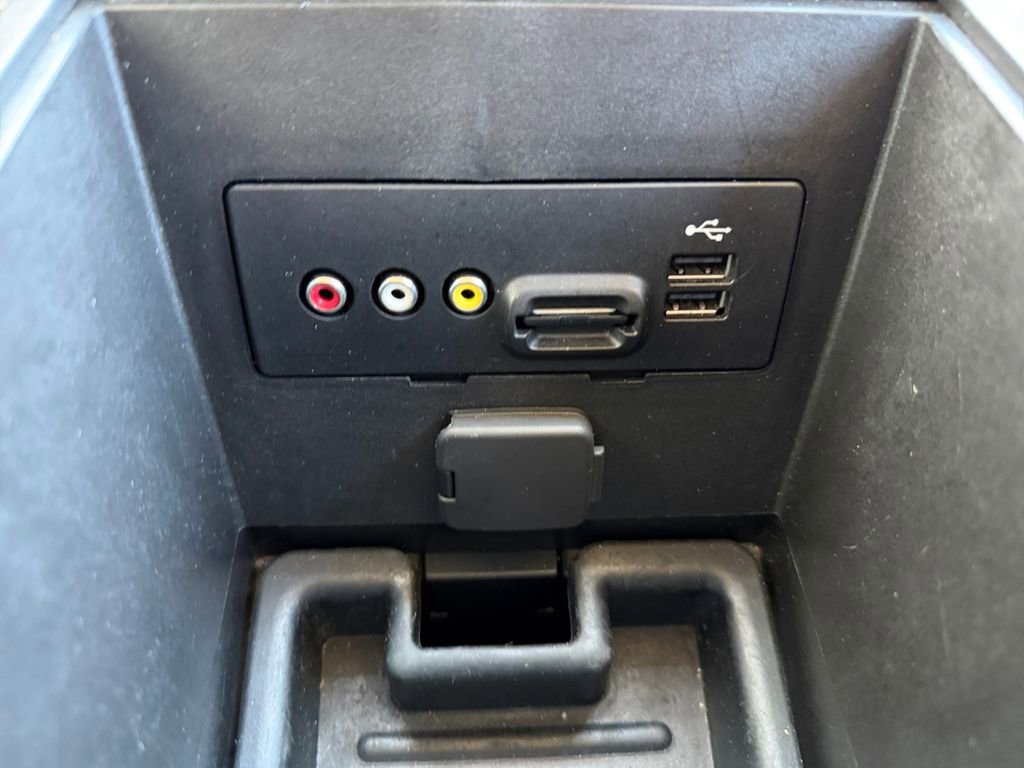 Used 2013 Ford Edge Sport w/ Vision Pkg image 25