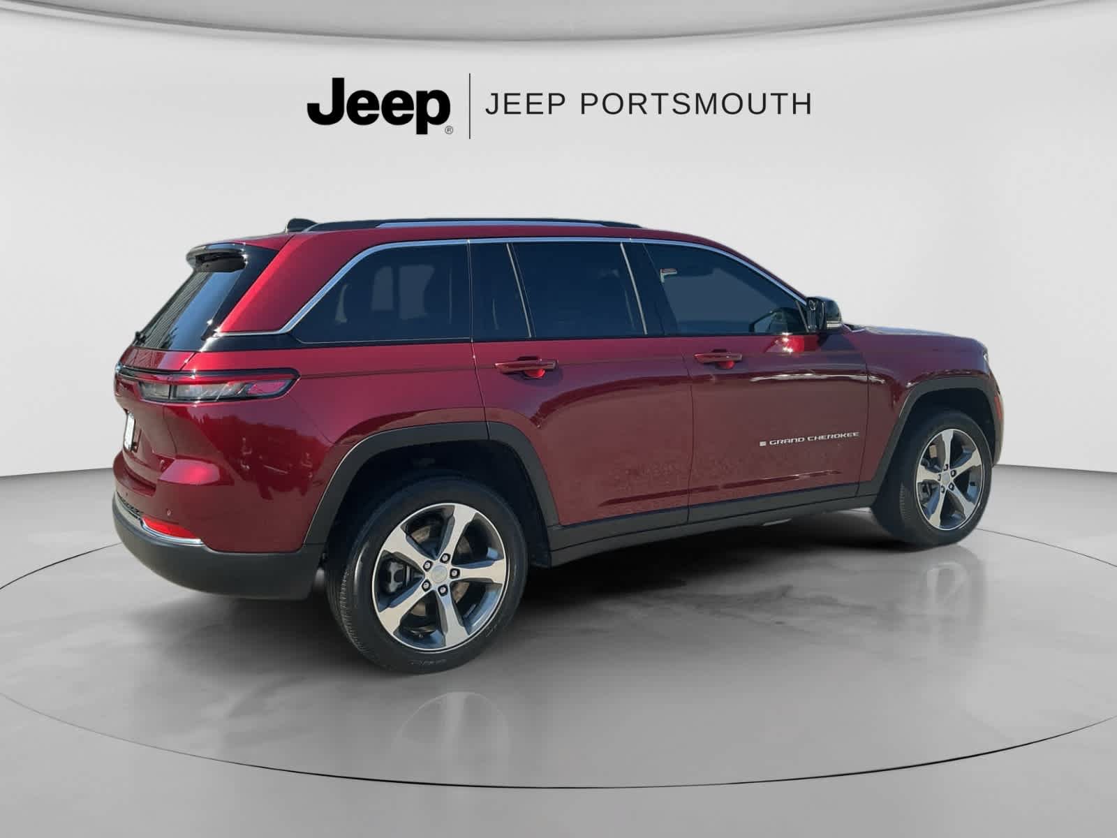 Used 2023 Jeep Grand Cherokee 4WD 4xe image 25