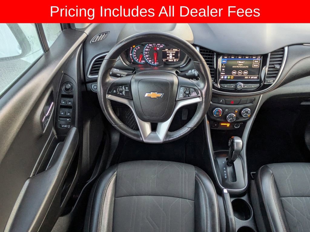 Used 2019 Chevrolet Trax LT w/ LT Convenience Package AWD/4WD image 16